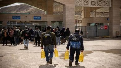 إيران تواجه أزمة معيشية جديدة.. البحث عن الزيت يتجاوز الحدود