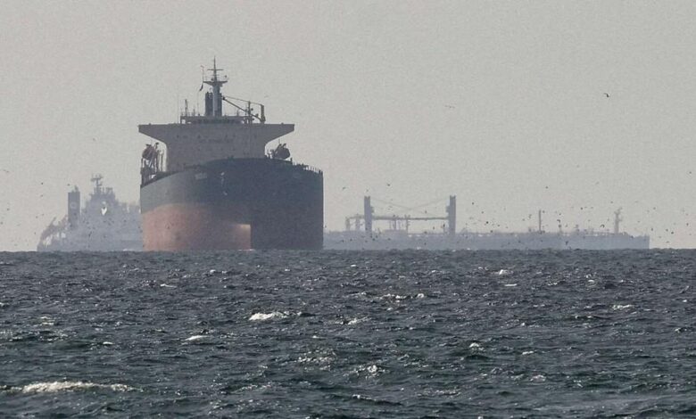 باريس تدرس خياراتها بشأن أمن الملاحة في مضيق هرمز