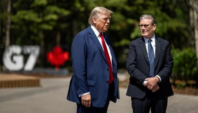 بين لندن وواشنطن.. ستارمر يعبر إلى ترامب عبر مضيق هرمز