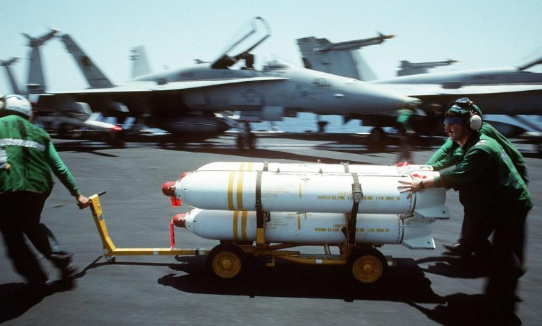 تقارير عن خطط عسكرية أميركية محتملة ضد إيران وسط تصعيد في التحركات البحرية