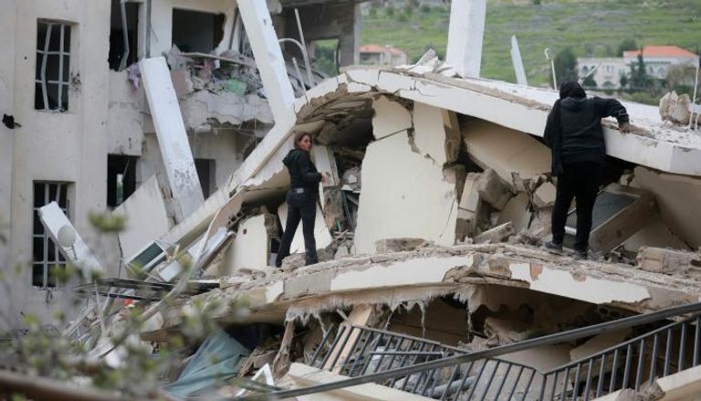 عودة محفوفة بالمخاطر.. نازحون يتجهون نحو الجنوب