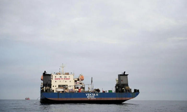 مساعٍ إيرانية لفرض رسوم عبور تصطدم بتحديات قانونية