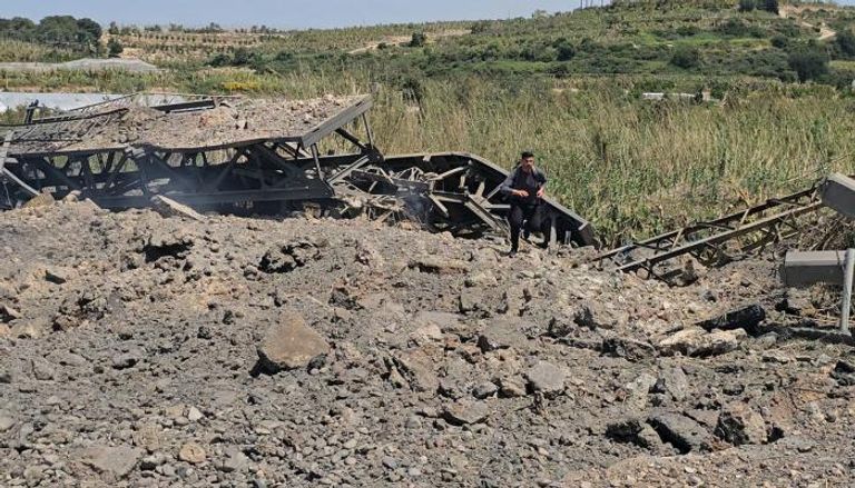 من تحت الركام.. أصوات لبنانية تروي لحظة الانهيار