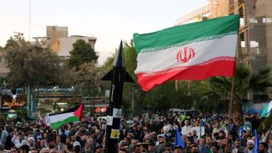 أزمات متراكمة وانقسامات داخلية حادة… صراع الأجنحة يسلّط الضوء على هشاشة بنية الحكم في إيران (خبير)