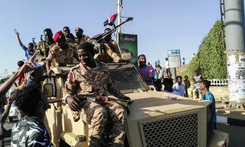 تقارير تكشف توجه الجيش السوداني نحو استقطاب مقاتلين أجانب لتعويض النقص البشري