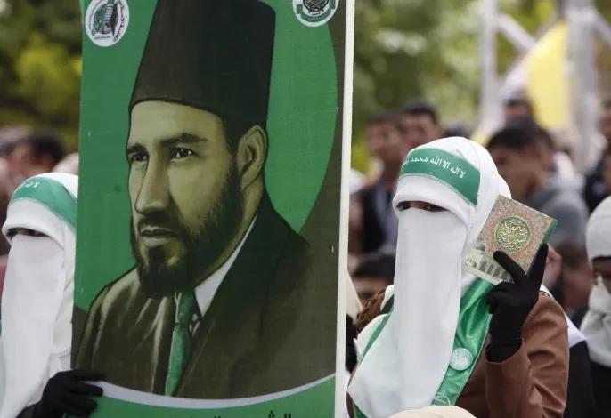 من حسن البنا إلى داعش: كيف تشكلت البنية الفكرية للجهاد العالمي؟