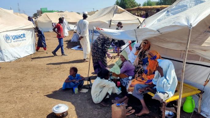 السودان بين فكي الجوع والمرض: بذخ القيادات العسكرية يصطدم بانتشار الأوبئة والموت اليومي للشعب
