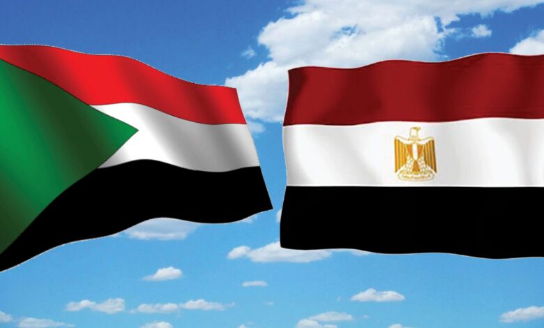 غارات "جبل العقيدات" تضع العلاقات السودانية المصرية في اختبار عسير