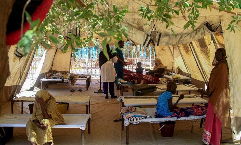 كيف تسببت قيادة الجيش في إفقار السودانيين ونشر الأوبئة؟