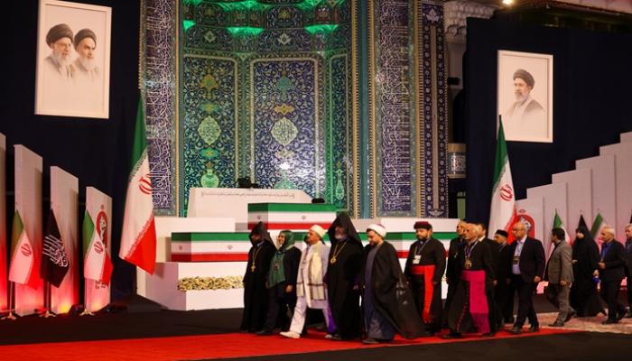 أين كان مجتبى خامنئي؟ كواليس غيابه عن مراسم تشييع والده