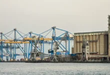 الاقتصاد في قلب الأزمة السودانية: كيف أثرت الحرب على التجارة والاستثمار وفرص التعافي؟
