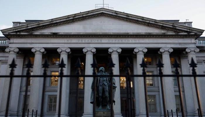 الولايات المتحدة توسع عقوباتها.. استهداف ماهان إير وشبكات مرتبطة بإيران