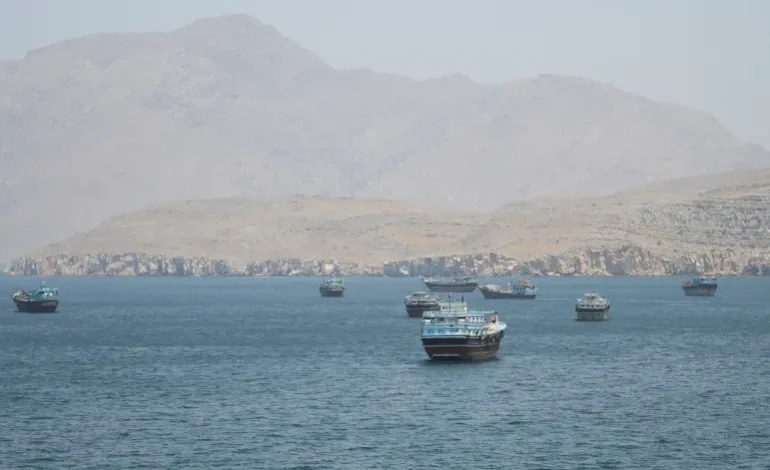 تصعيد غير مسبوق في هرمز.. ثلاث هجمات ترفع منسوب التوتر