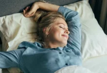 كيف يساعدك القماش المنظم للحرارة على نوم هادئ؟