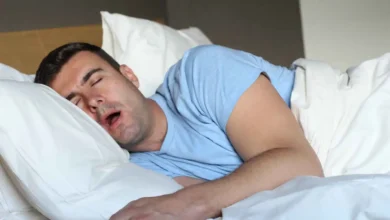 هل سيلان اللعاب أثناء النوم يستدعي القلق؟