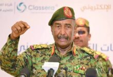 البرهان ومسار سياسي جديد.. هل تتجه قيادة الجيش إلى إعادة تشكيل المشهد السوداني وإبعاد الحركات المسلحة؟