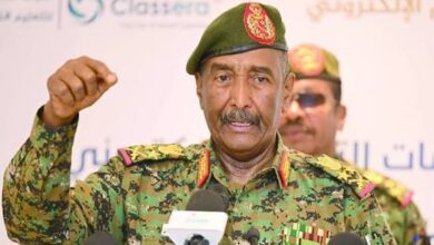 البرهان ومسار سياسي جديد.. هل تتجه قيادة الجيش إلى إعادة تشكيل المشهد السوداني وإبعاد الحركات المسلحة؟
