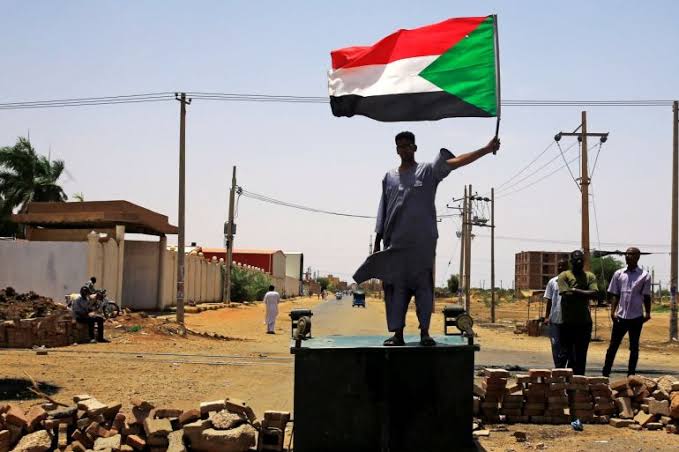 كيف أسهمت "محادثات جدة" في تعقيد المشهد السوداني وإطالة أمد الحرب