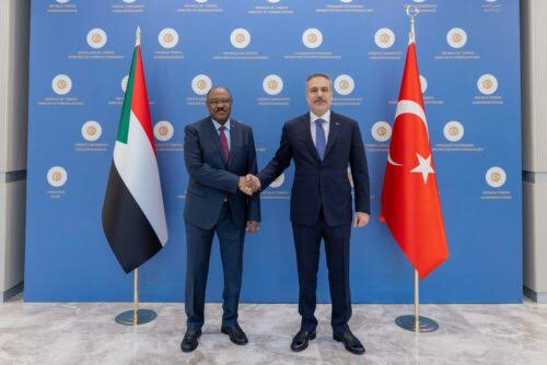 التقاطع التركي-المصري في السودان