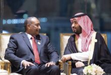 الدور السعودي في حرب السودان: التوازنات الدبلوماسية وأثرها في إطالة أمد النزاع