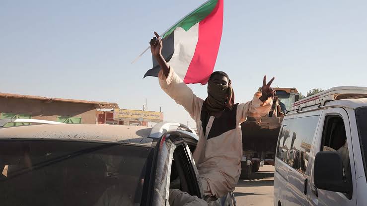 العقوبات الأميركية على السودان.. كيف تحول ملف الأسلحة الكيميائية إلى ضغط سياسي واقتصادي؟