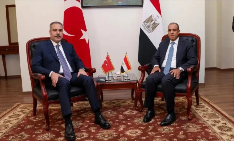 المحور التركي-المصري: تنافس سلبي يذكي النار في السودان