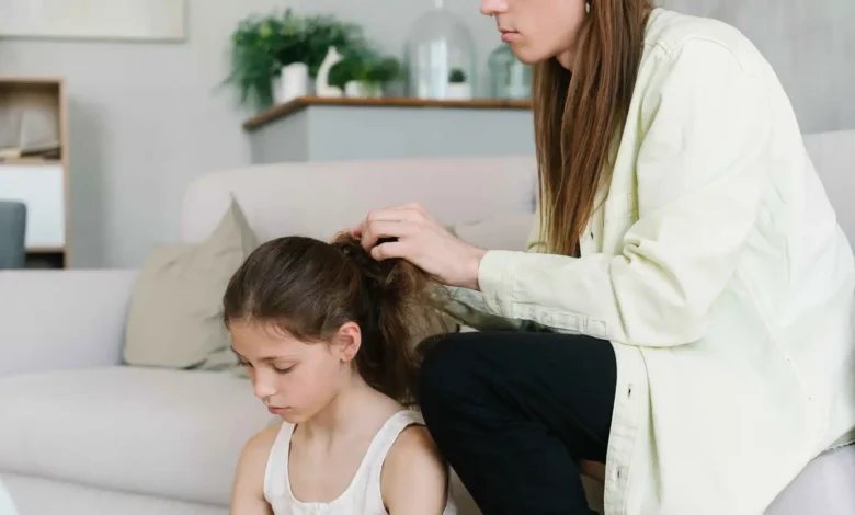 علاج لقمل الرأس تحت المجهر.. ارتباط محتمل بزيادة خطر سرطان الثدي