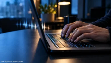 لا تستهِن بصوت النقر.. لوحة المفاتيح قد تكشف ما تكتبه