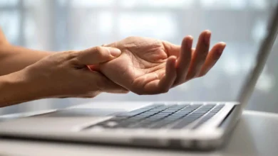 متى تحتاج إلى جراحة النفق الرسغي؟.. علامات تستدعي التدخل