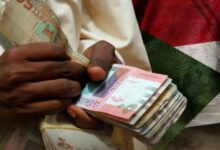 أزمة النقد الأجنبي والواردات تضاعف كلفة المعيشة وتضع سلطة بورتسودان أمام غضب الأسواق