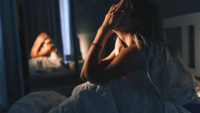 اضطرابات النوم تحت المجهر.. ما علاقة الأرق بالاكتئاب والسلوكيات الانتحارية؟