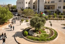 اقتحامات إسرائيلية واسعة في الضفة الغربية ومصادرة نصب تذكاري في جامعة بيرزيت