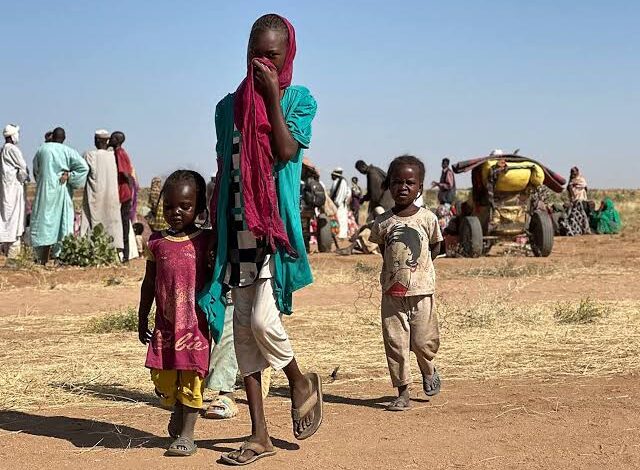 الممرات الإنسانية في السودان.. حين تصبح طرق الإغاثة جزءًا من معادلة الحرب