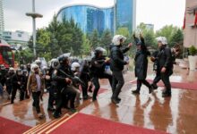 تركيا تداهم قناة خلق وتعيّن مديرا حكوميا وسط انتقادات سياسية