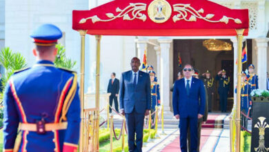 حرب السودان تفتح باب التساؤلات عن صفقة السيسي والبرهان.. الدعم العسكري مقابل النفوذ والموارد؟
