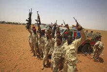 شبكة «العدسة» ومعركة الرواية السودانية.. من يدافع عن الجيش ومن يحقق في الاتهامات؟