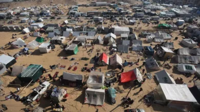 فيديو.. النيران تلتهم مخيماً للنازحين شرق مدينة غزة إثر هجوم إسرائيلي