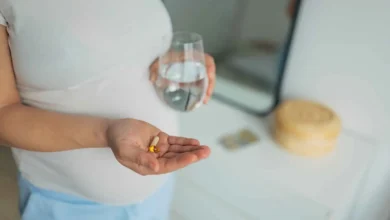 مكملات الحديد للحامل.. لماذا يجب الحذر من الجرعات الزائدة؟