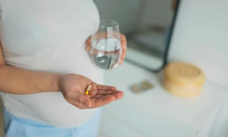 مكملات الحديد للحامل.. لماذا يجب الحذر من الجرعات الزائدة؟