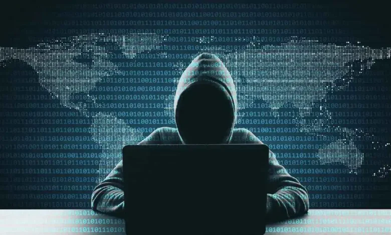 من الإعلانات إلى التجسس.. تحقيق يكشف اتهامات لشركة إسرائيلية بتعقب المستخدمين واختراق أجهزتهم
